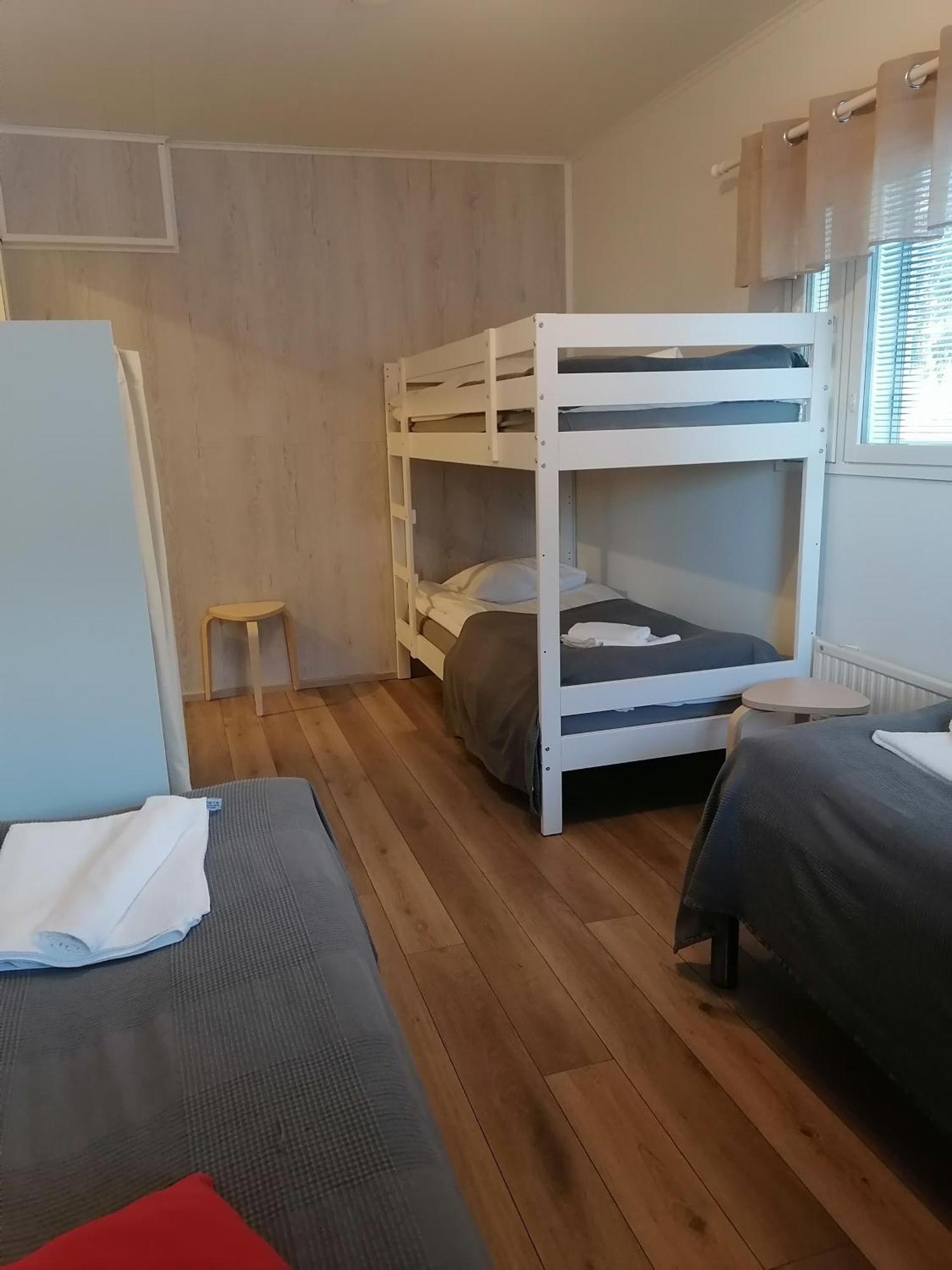 Hostel Tikka ロヴァニエミ エクステリア 写真